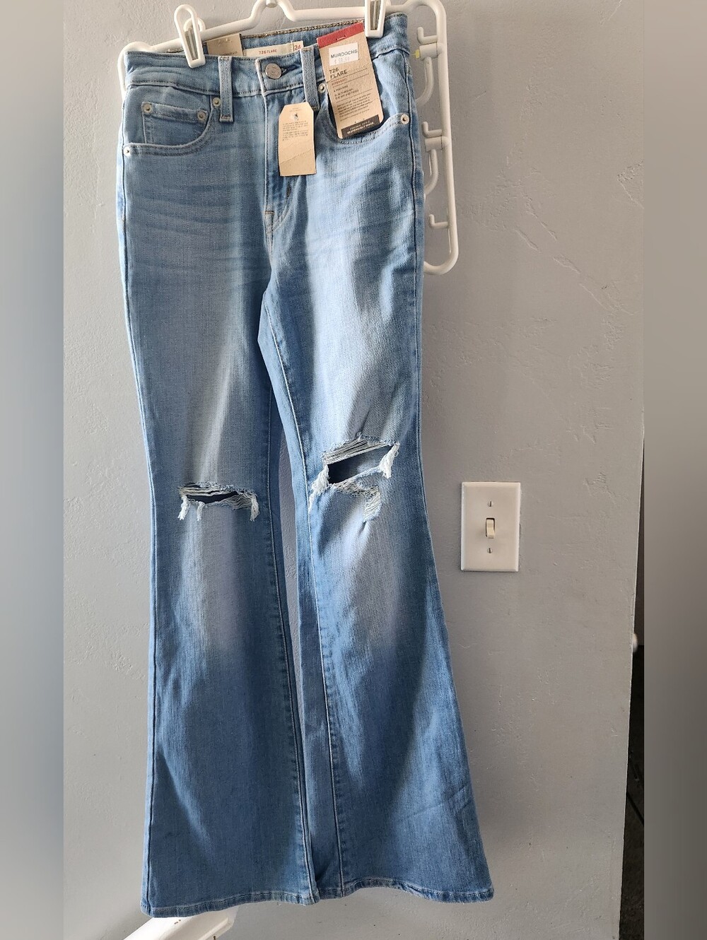 🆕️Levi's 726 Flare Distressed Size 24x31 High Rise Hypersoft